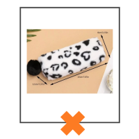 Etui fluffy panterprint wit